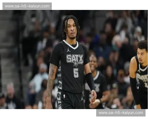 银黑王朝的进化与亚特兰大的冰火狂想：马刺VS老鹰，一场关乎篮球未来的终极碰撞